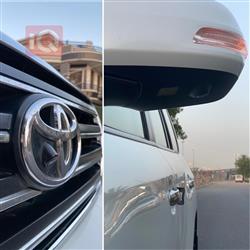 تۆیۆتا لاند کروزەر